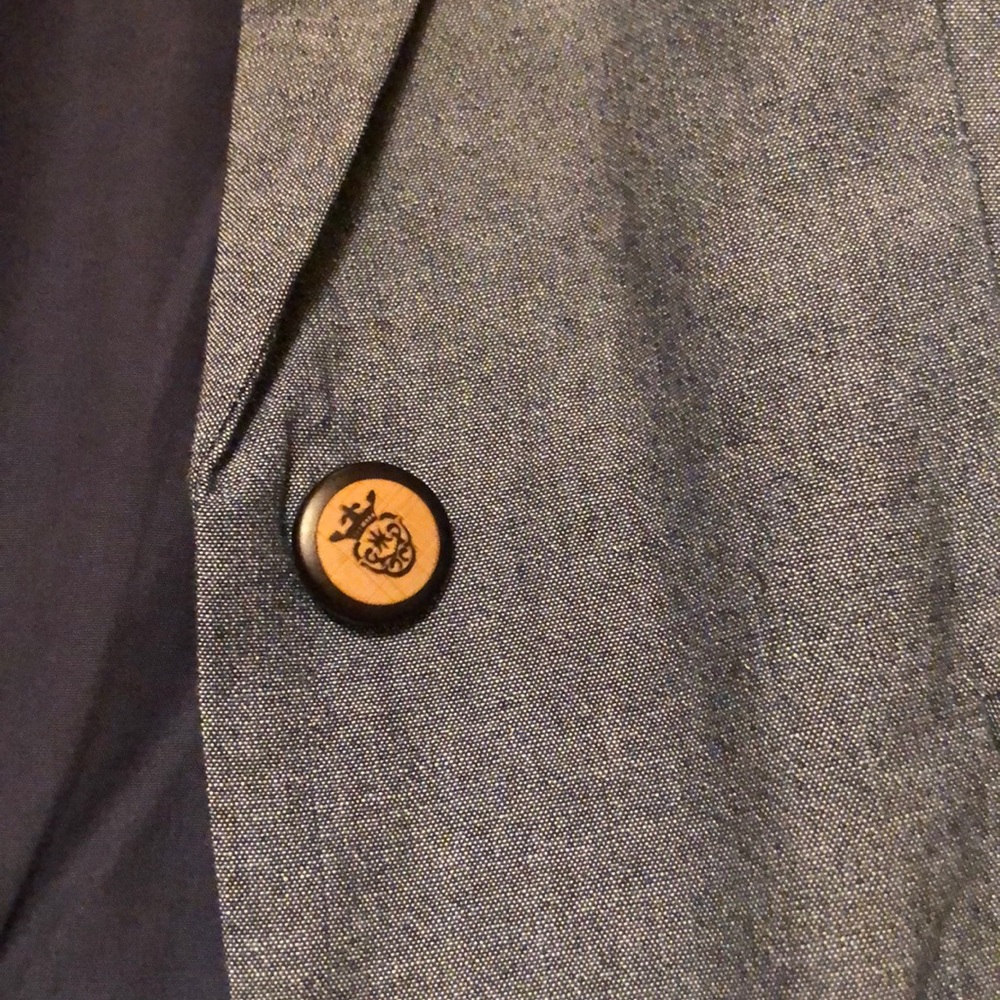 Blazer - Picture 3 of 4